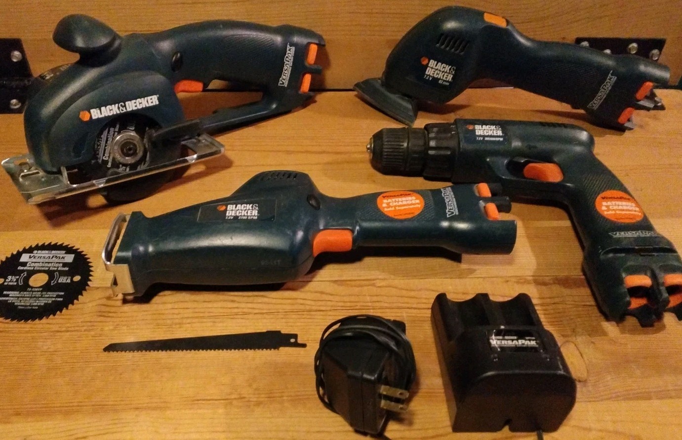 Black & Decker Versa Pak  Tools Lot UNTESTED No Batteries