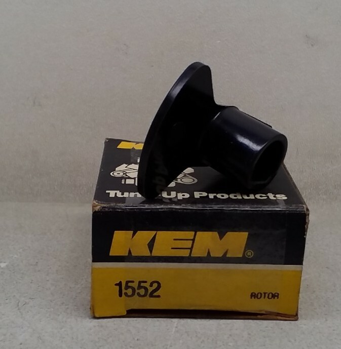 1552 KEM Manufacturing Automotive Ignition Distributor Rotor Made In USA