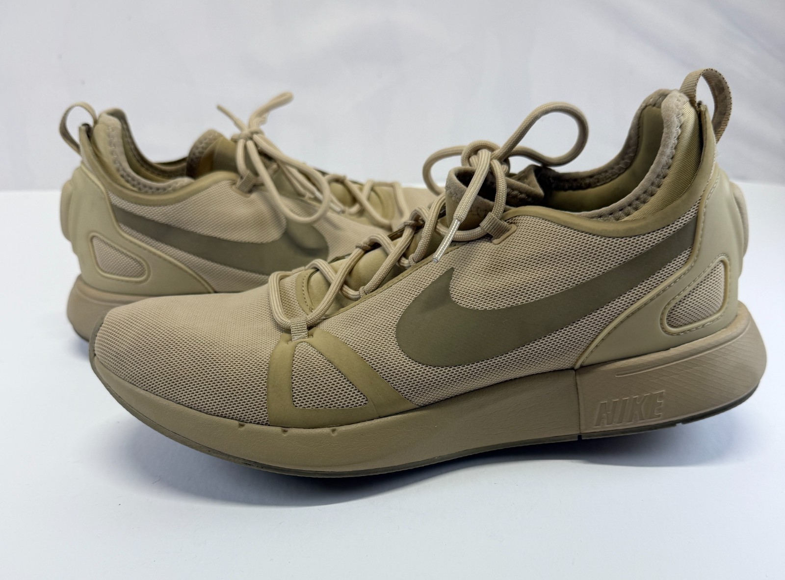 Nike Dual Racer 8 AJ1655-200 Mens 10.5 Sneakers Mushroom Athletic Running Shoes