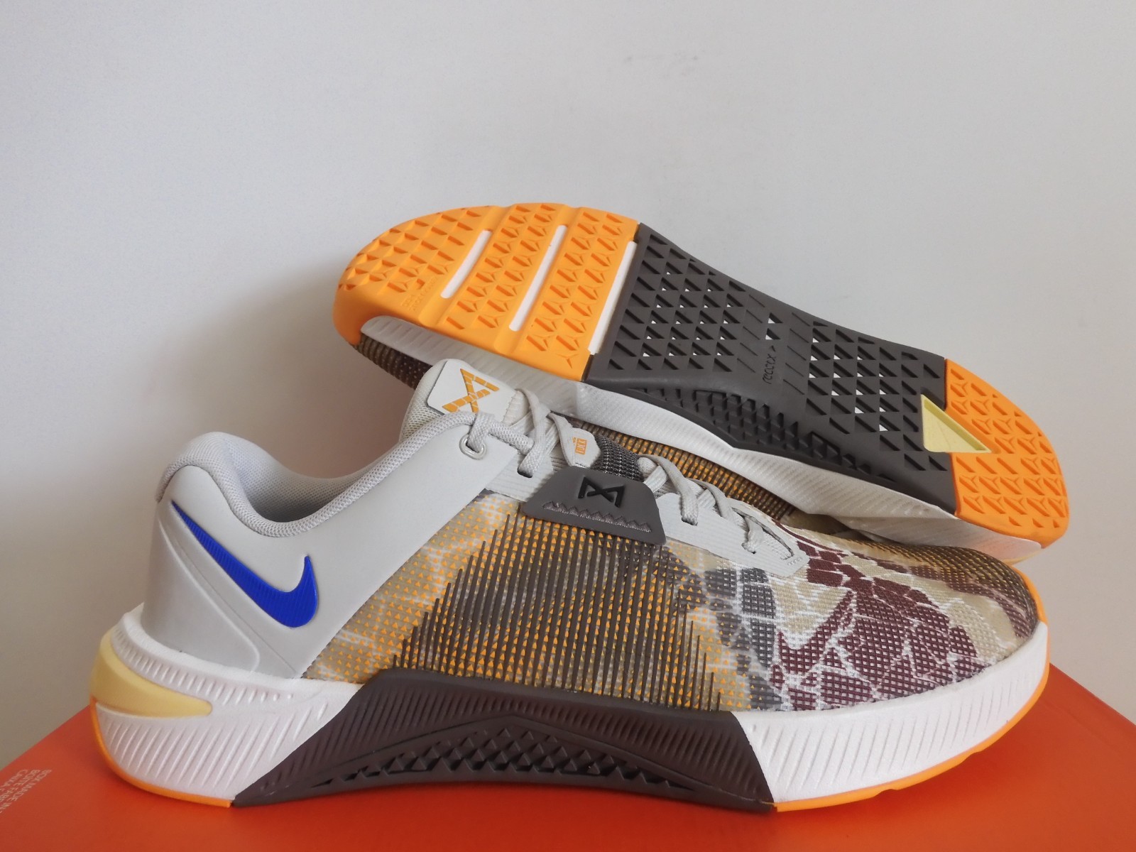 Nike Metcon 10 AMP Light Bone-Cave Stone-Blue Sz 13 [HQ2615-001]