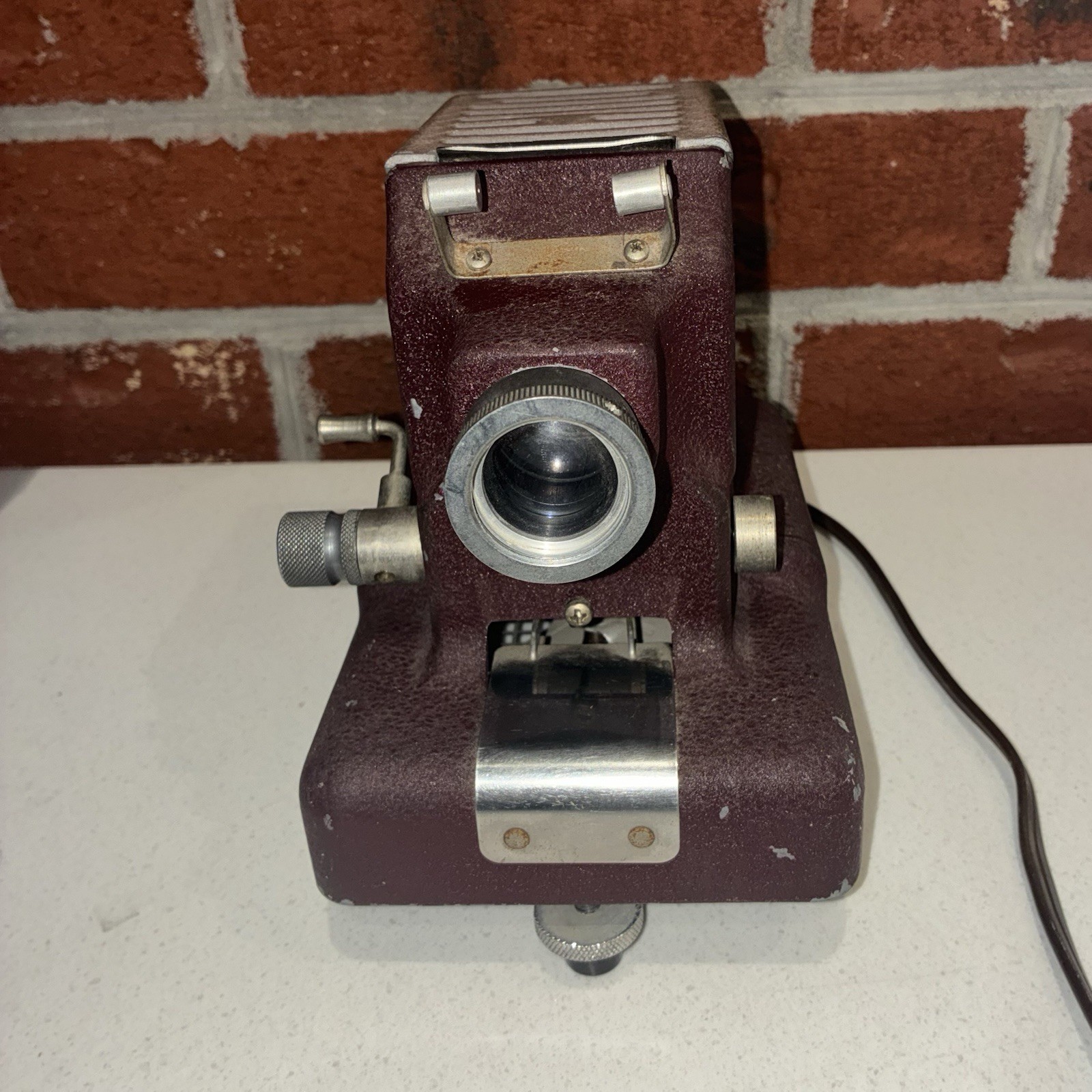 Vintage Standard Projector & Equipment Co Model 333 Filmstrip Projector Tested
