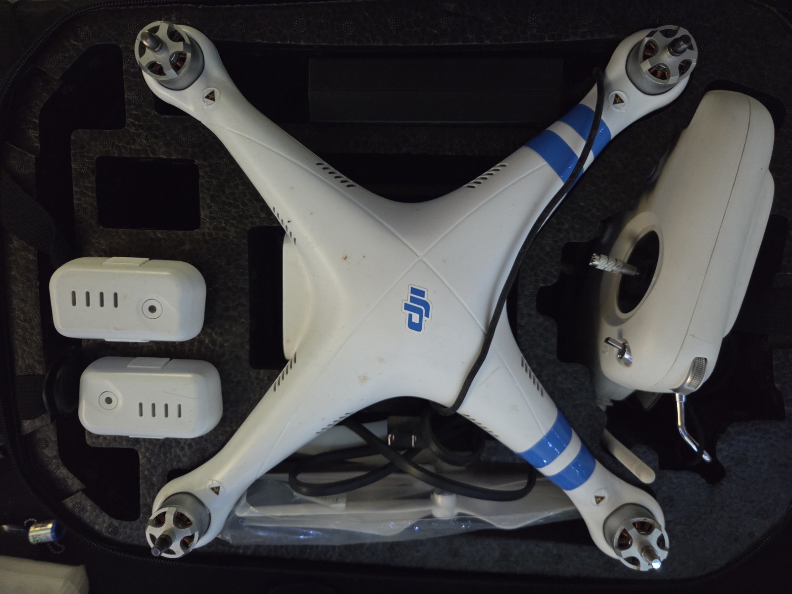 Drone Model W322A. Everything included. Good condition. Message for  information