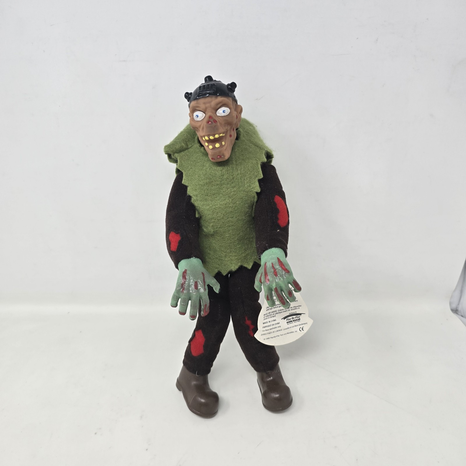 Play By Play Halloween Hunchback Frankenstein Corpse Zombie Plush Figure 1998
