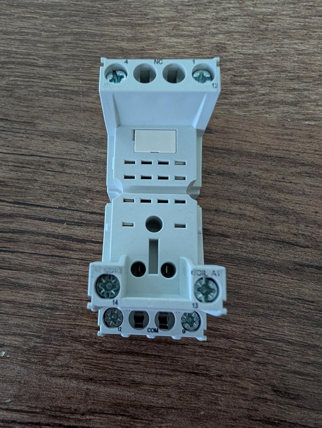 RELPOL GZT2 Relay base (b6)