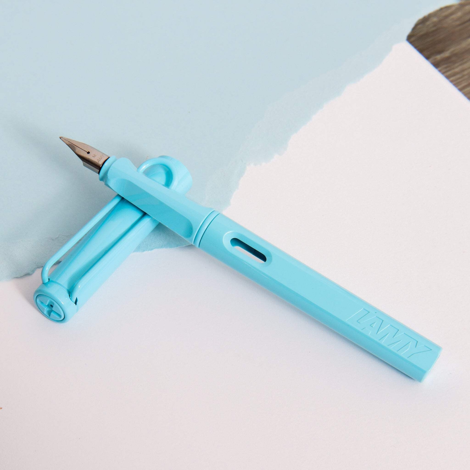 LAMY Safari Special Edition Aquasky Fountain Pen