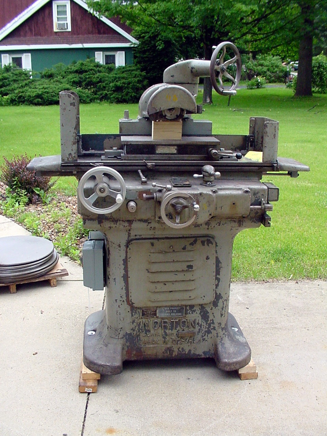 6" X 18" Norton Surface Grinder Elevating Nut Bracket PT # 58478