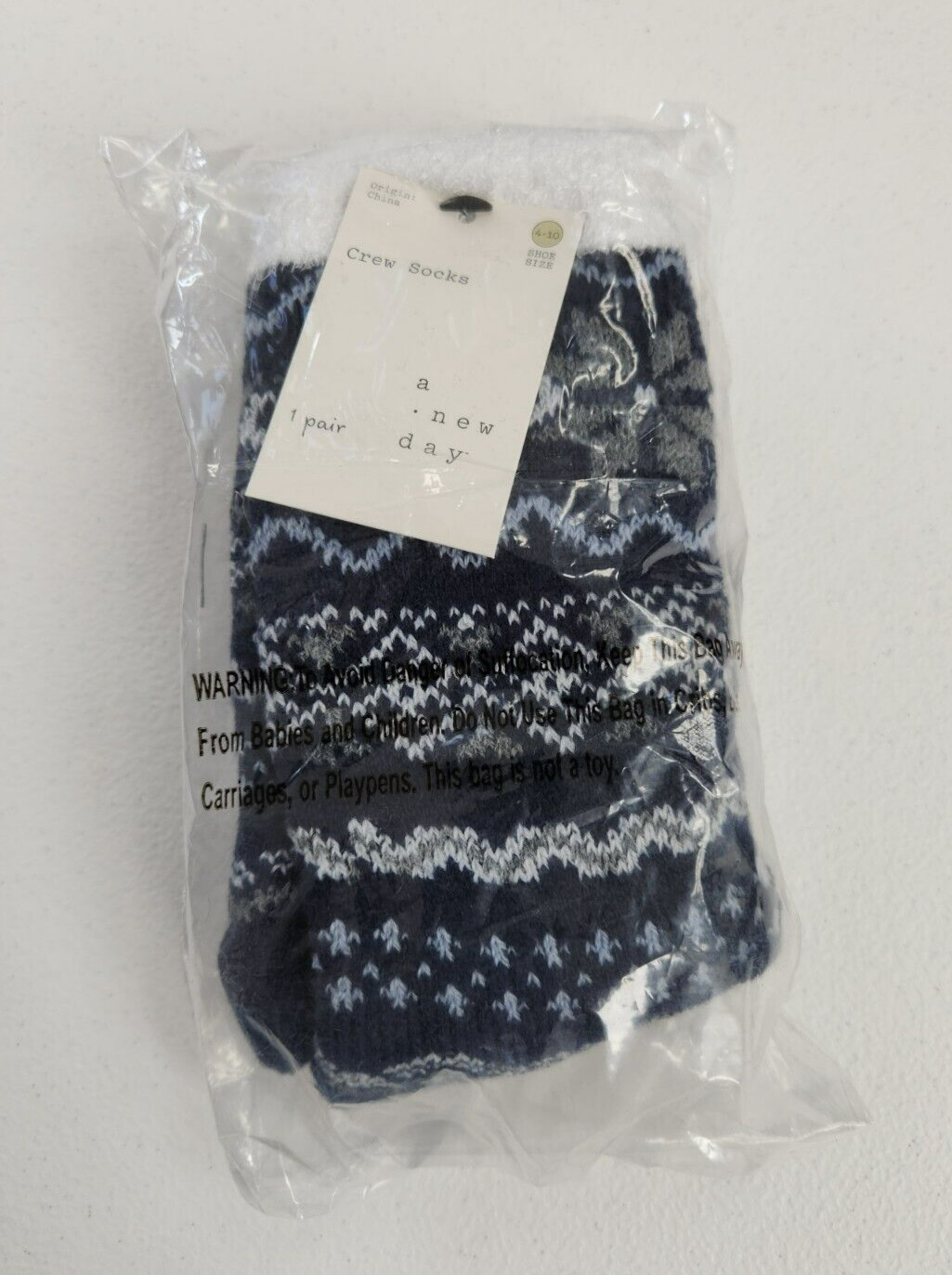 A New Day Women's Socks Blue Snowflake Fair Isle Lined Cozy Crew/Shoes Size 4-10
