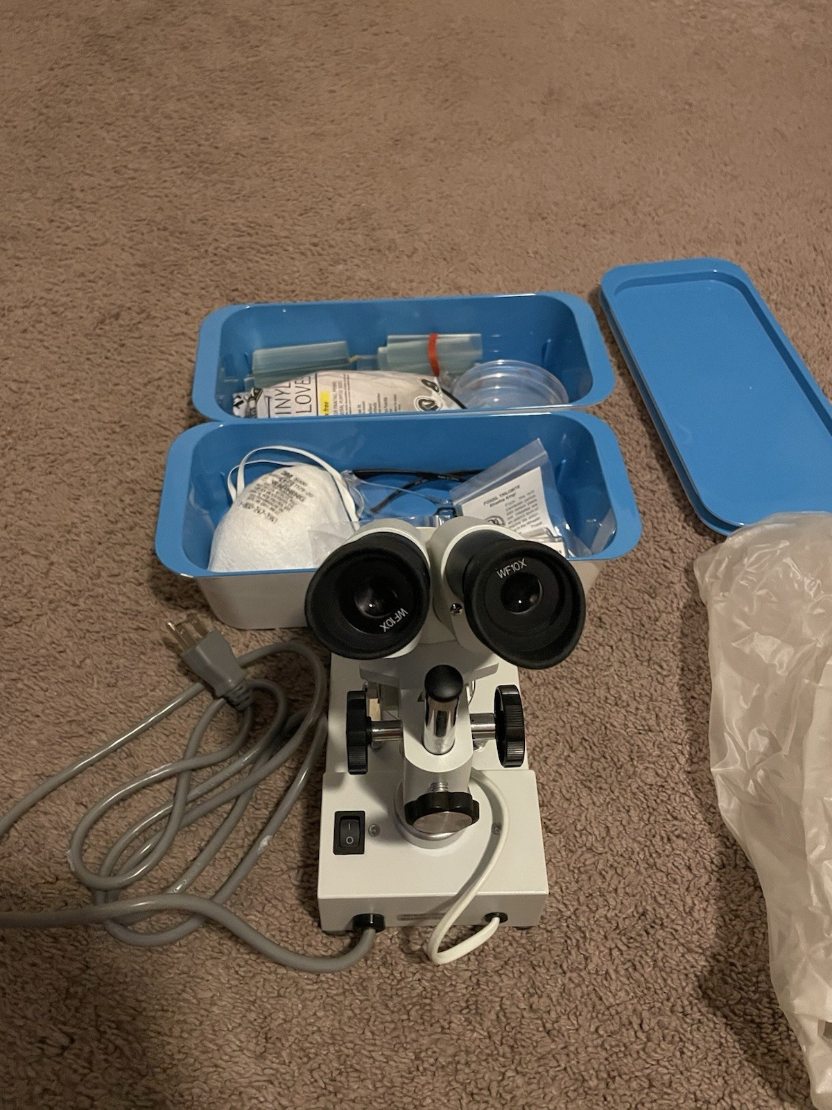 AmScope Microscope with Slides & More Extras