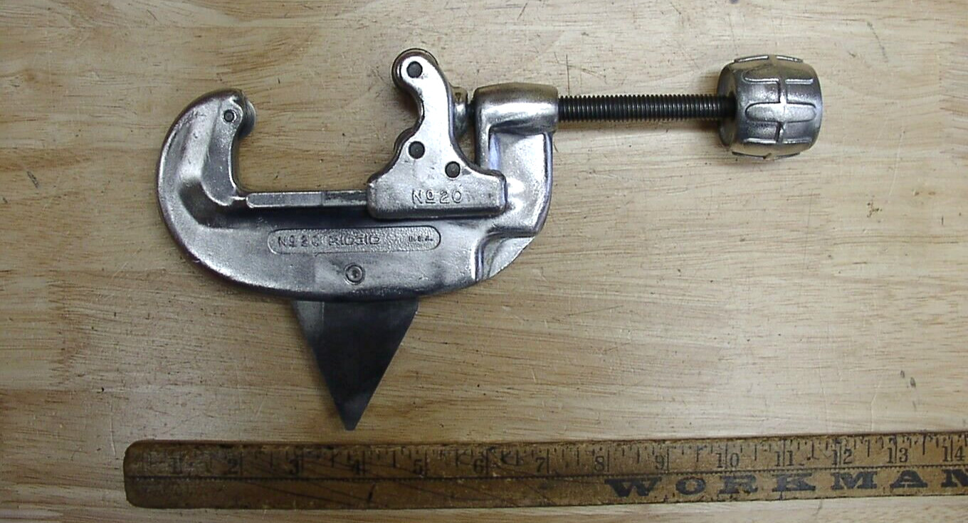 Old Used Tools Ridgid No.20 Tubing Cutter,5/8"-2-1/8" O.D. Capacity,Lot 7,EXC