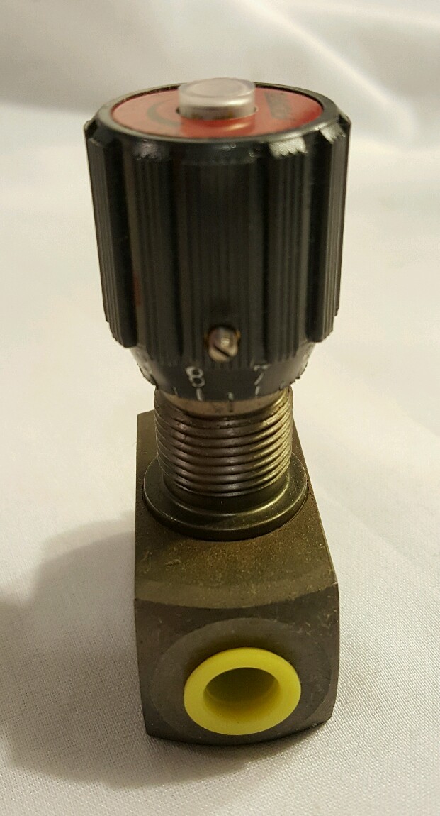 Flutec / Hydac Hydraulic Inline Needle Valve 705022 5000PSI Max with SAE 4 Ports