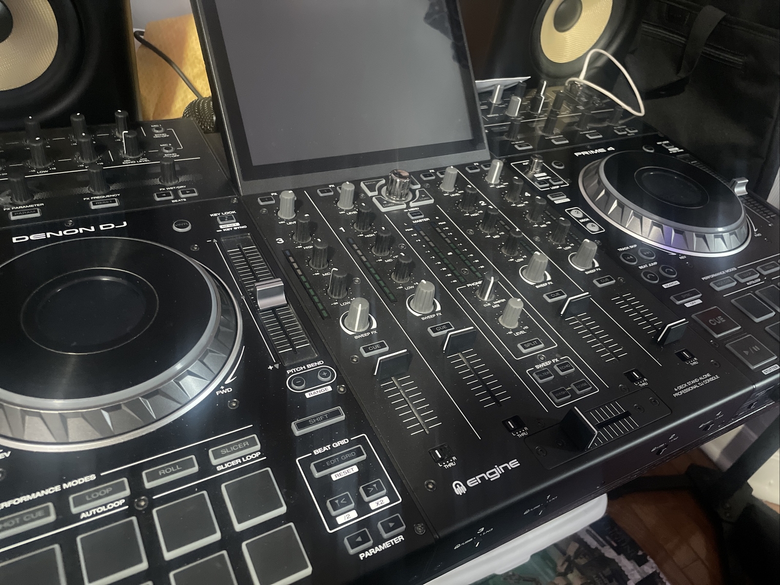 Denon PRIME4XUS  Prime 4 4-deck Standalone DJ Controller System with 10"...