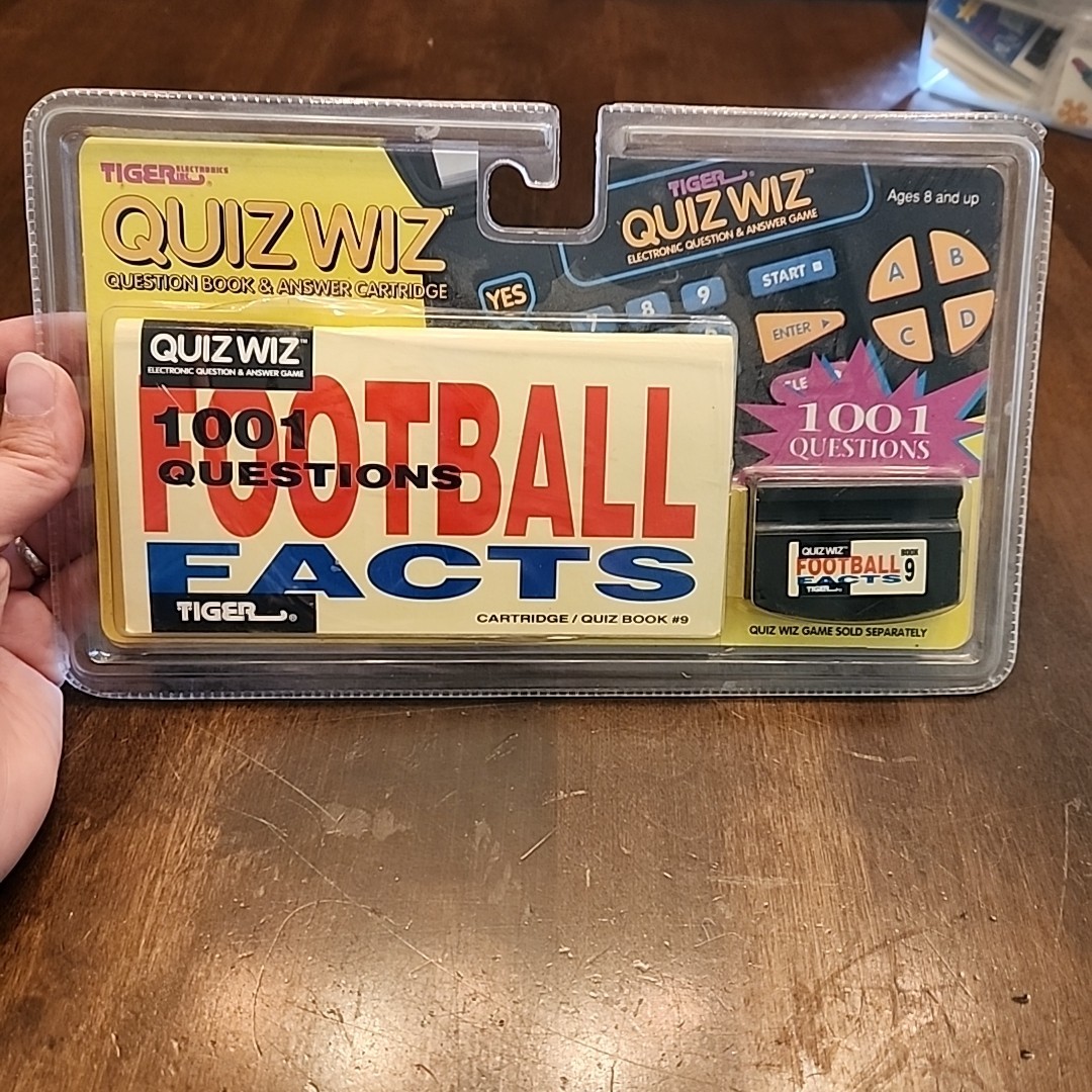 Quiz wiz Football Facts Book 9 & Game Cartridge 1993 Sealed 1001 Questions