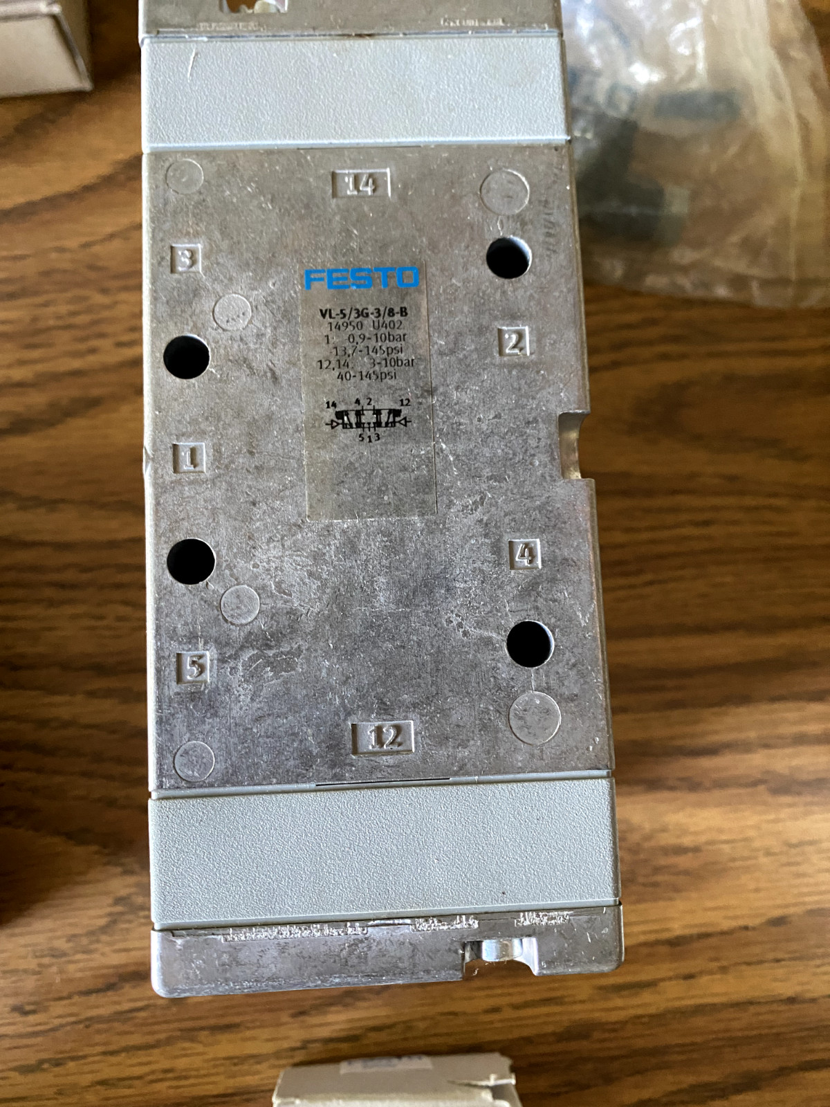 FESTO VL-5/3G-3/8-B (14950)