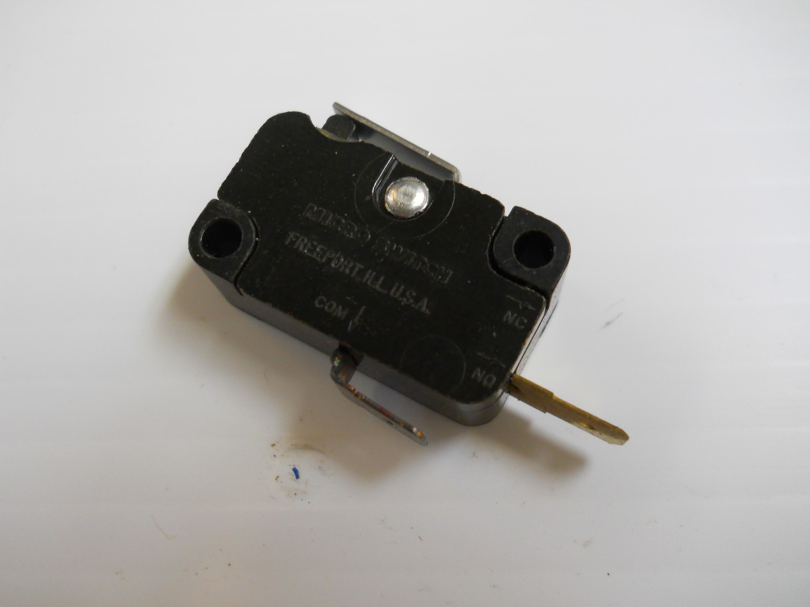 MICROSWITCH V3L-668-D8 MINI SWITCH (SET OF 10) NEW CONDITION NO BOX