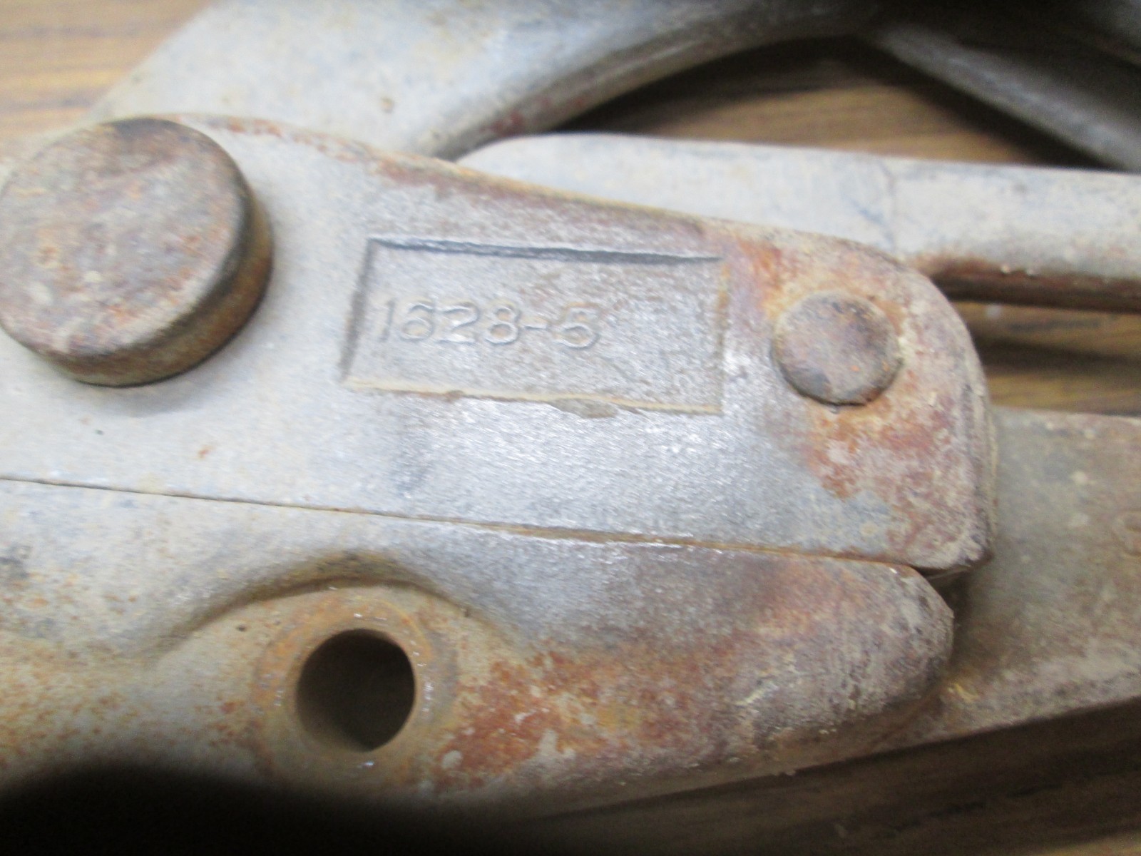 Klein Tools 1628-5 wire pulling grip .16" to .55" 8000 lb