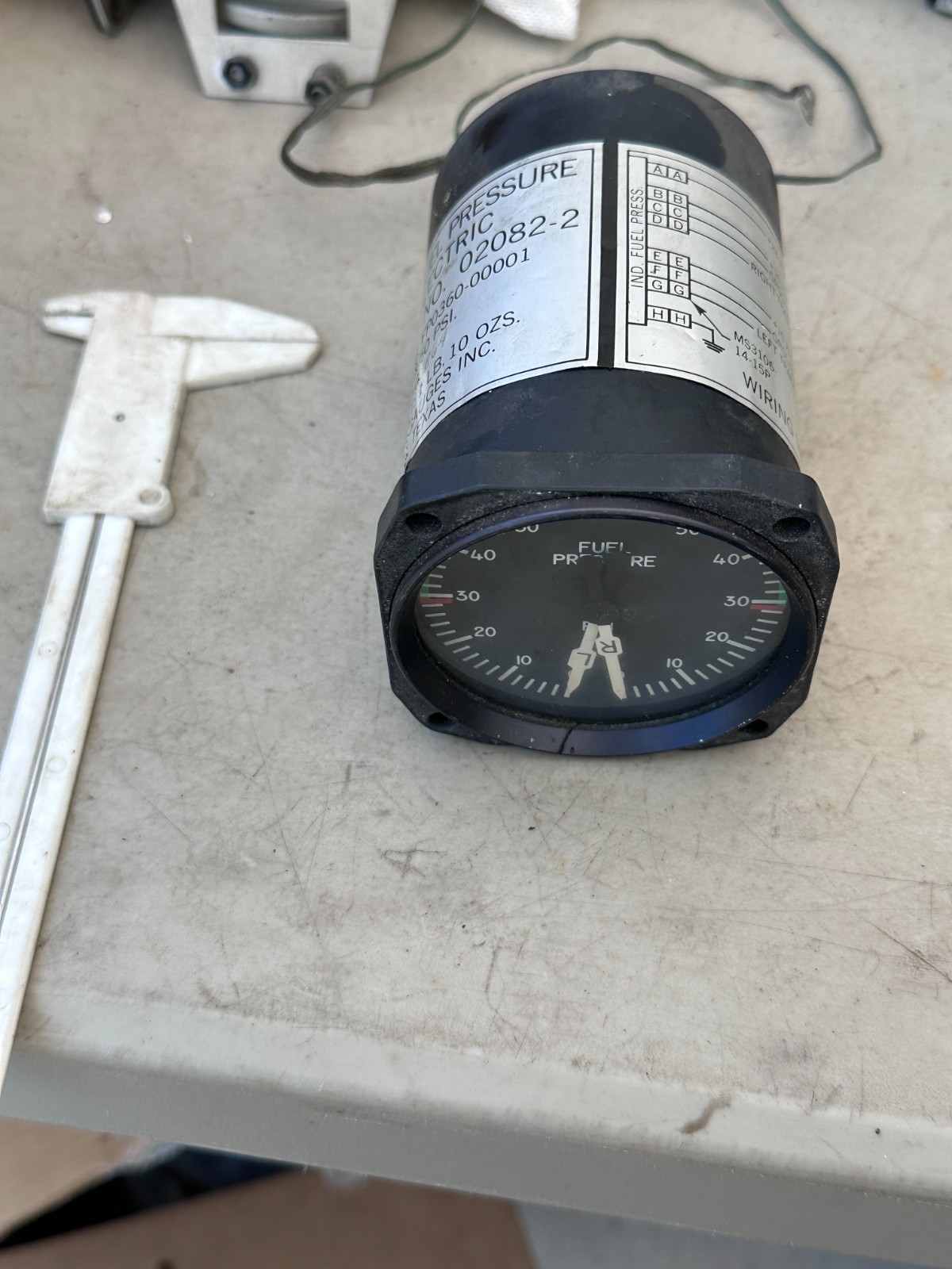 Piper 02082-2 / Rochester Gauges FP0360-00001 Dual Electric Fuel Pressure Ind