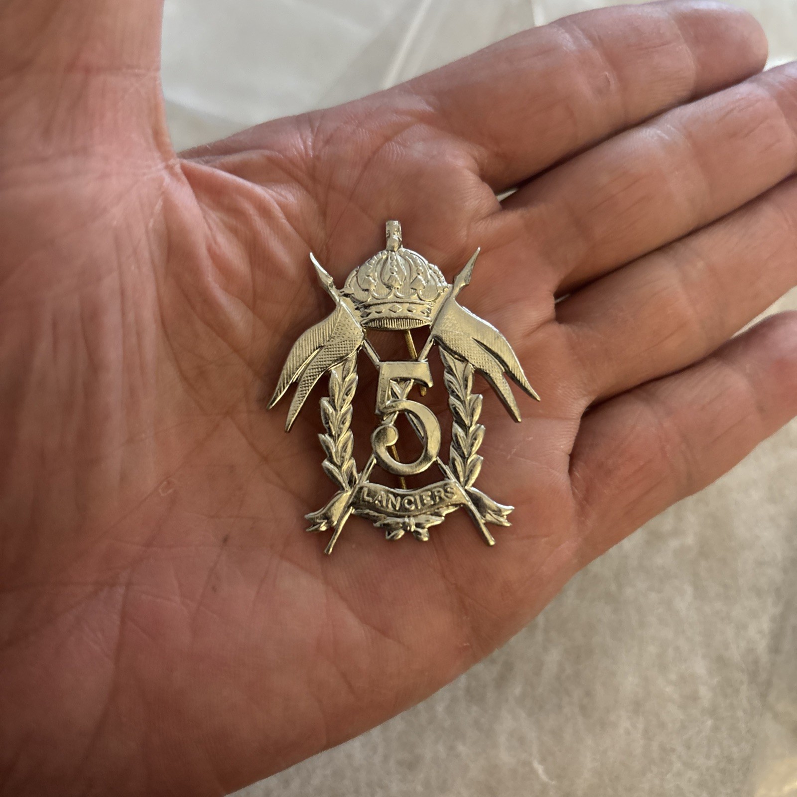 British Army 5th The Queen's Lancers Regiment Cap Badge*