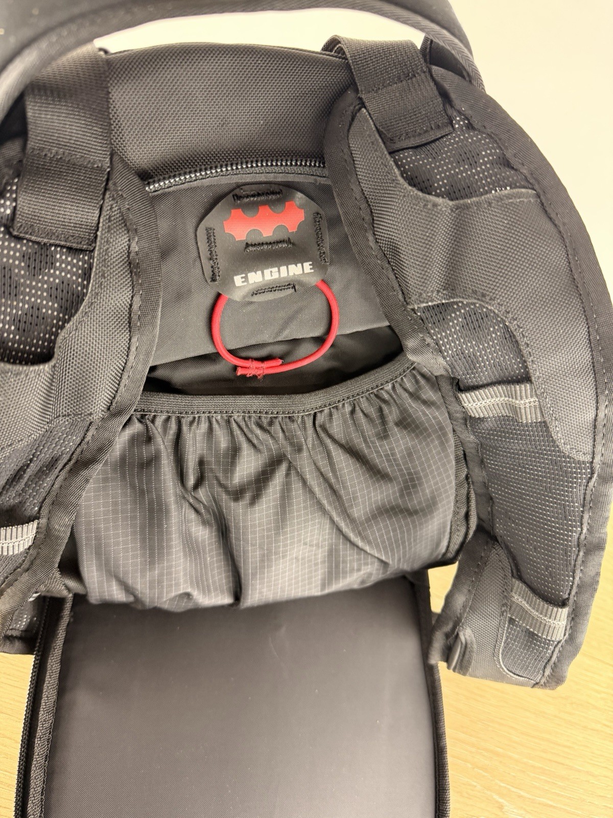 Geigerrig SHUTTLE 70oz Hydration Pack EUC! Backpack