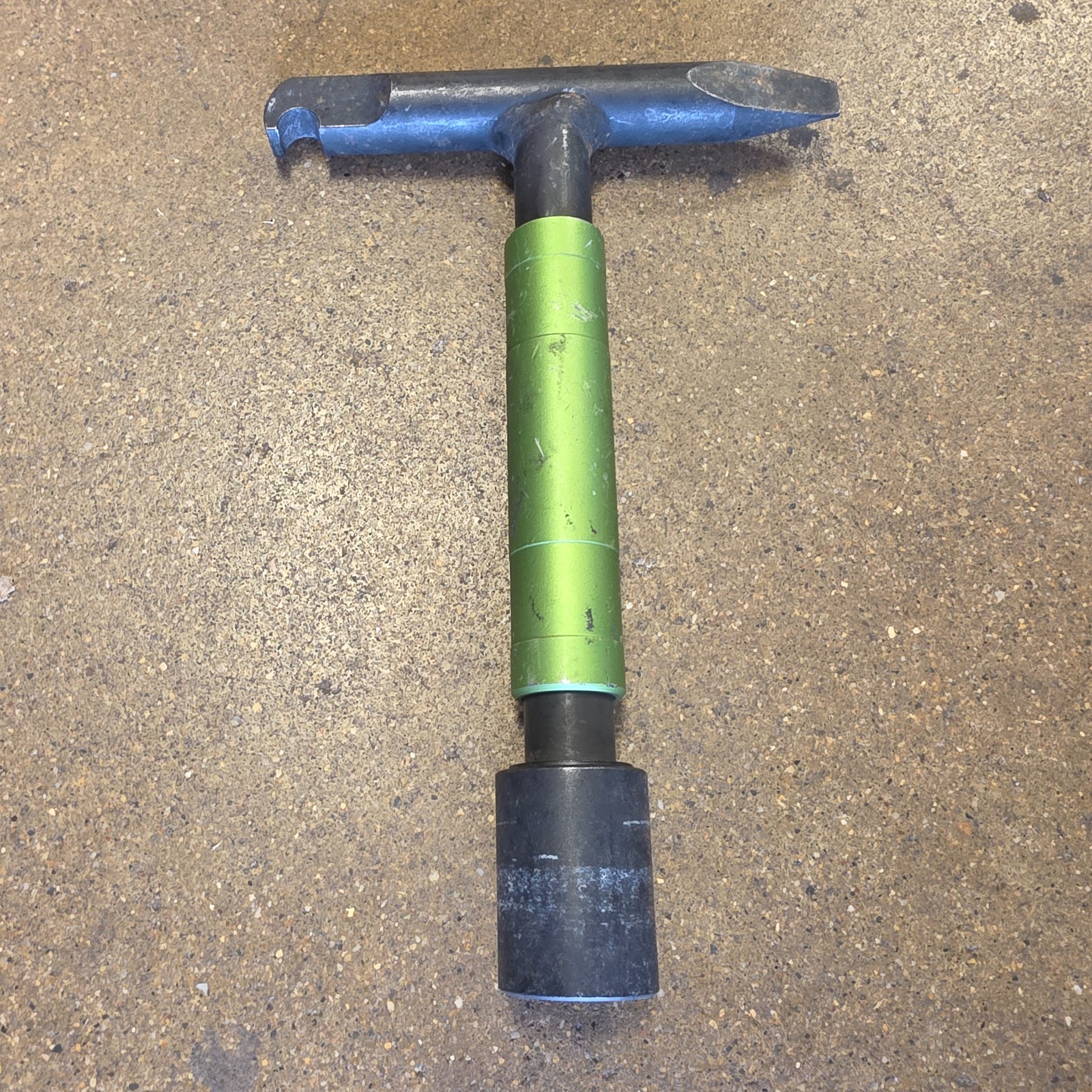 Madi Tri-Penta Transformer Switch Gear Lineman Wrench Socket & Lid Lifter