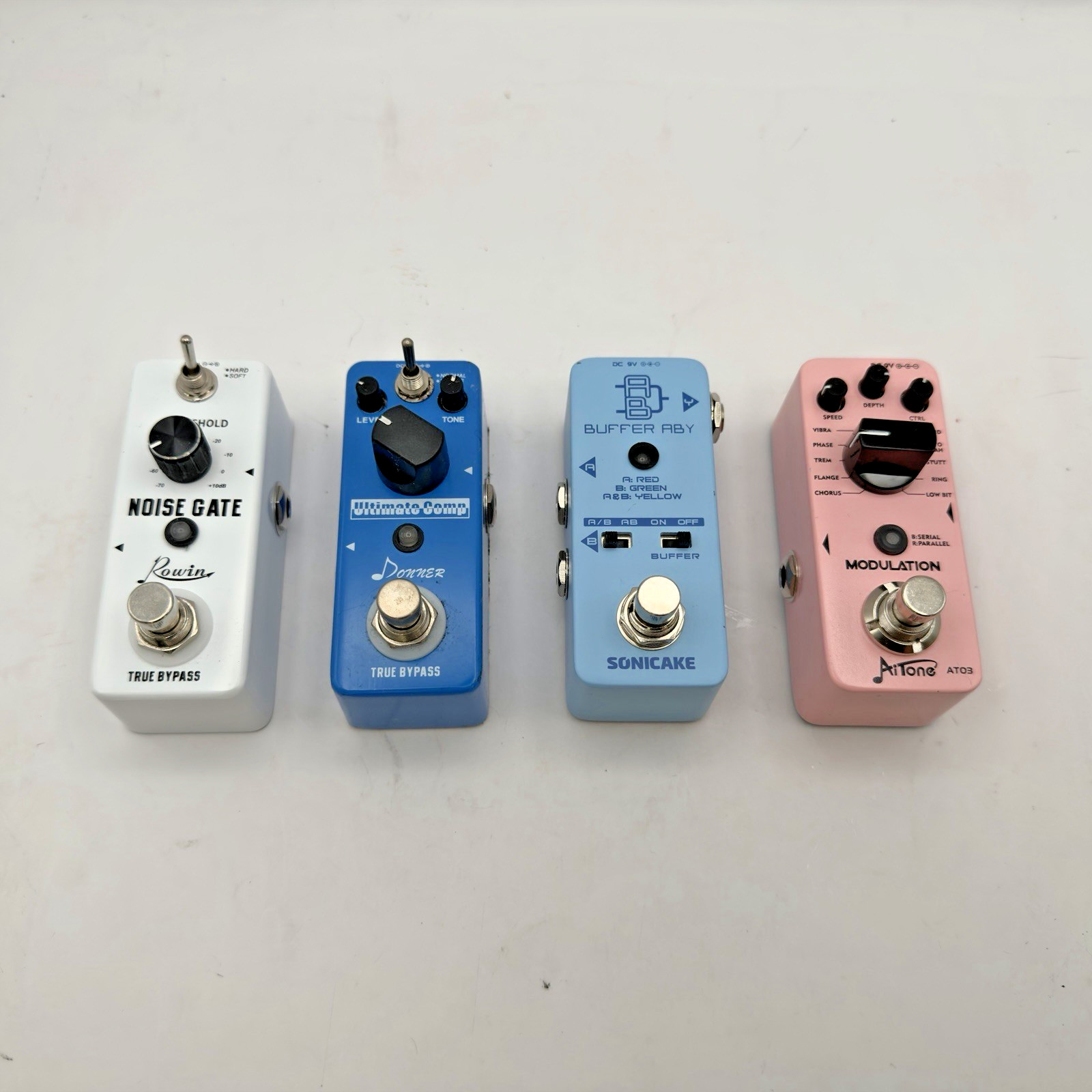 4 Guitar Pedal Lot: Donner Comp, Rowin Gate, Sonicake ABY, AiTone Tested Working
