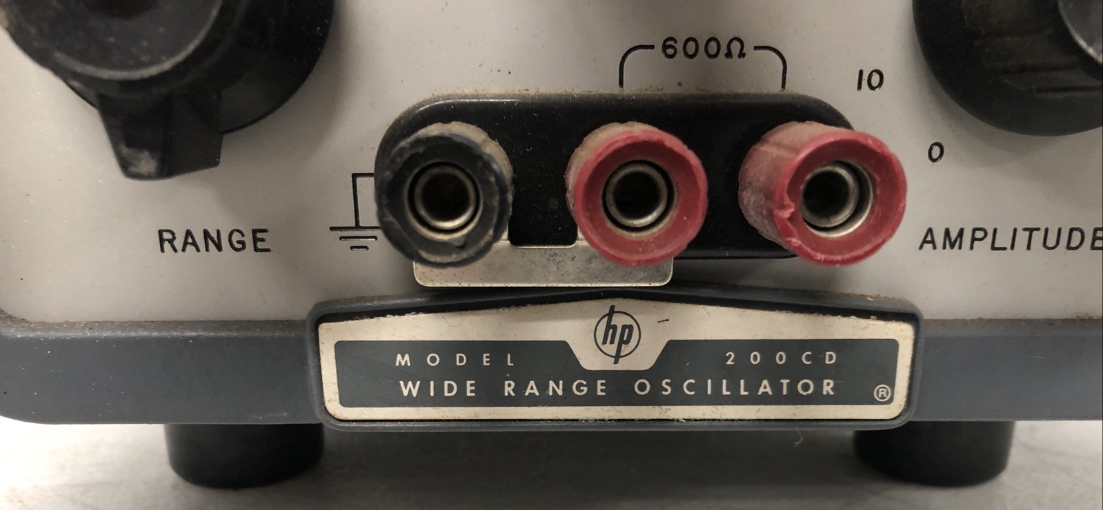 Hewlett Packard 200CD Wide Range Oscillator