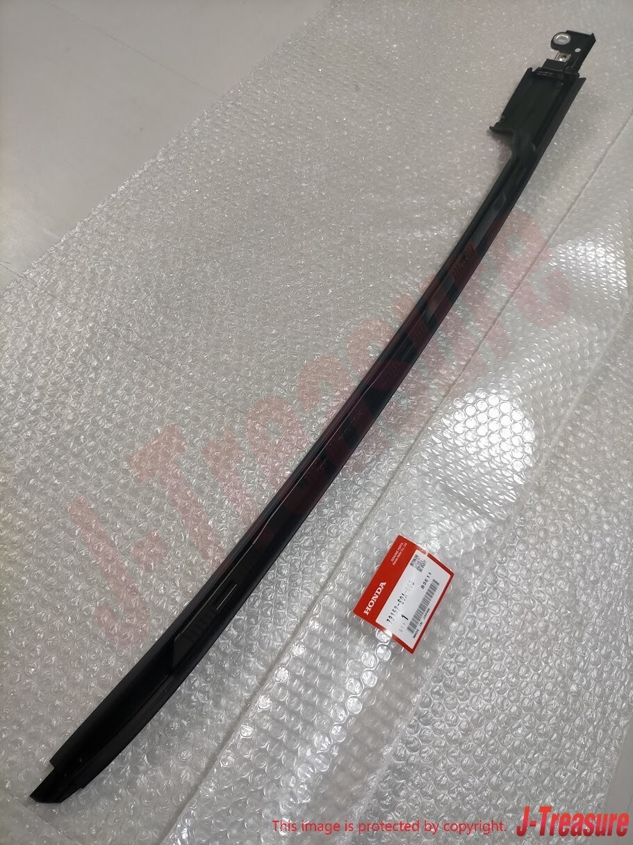 HONDA CR-V RD# 02-06 Genuine Front Windshield Pillar Side Garnish Assy Right
