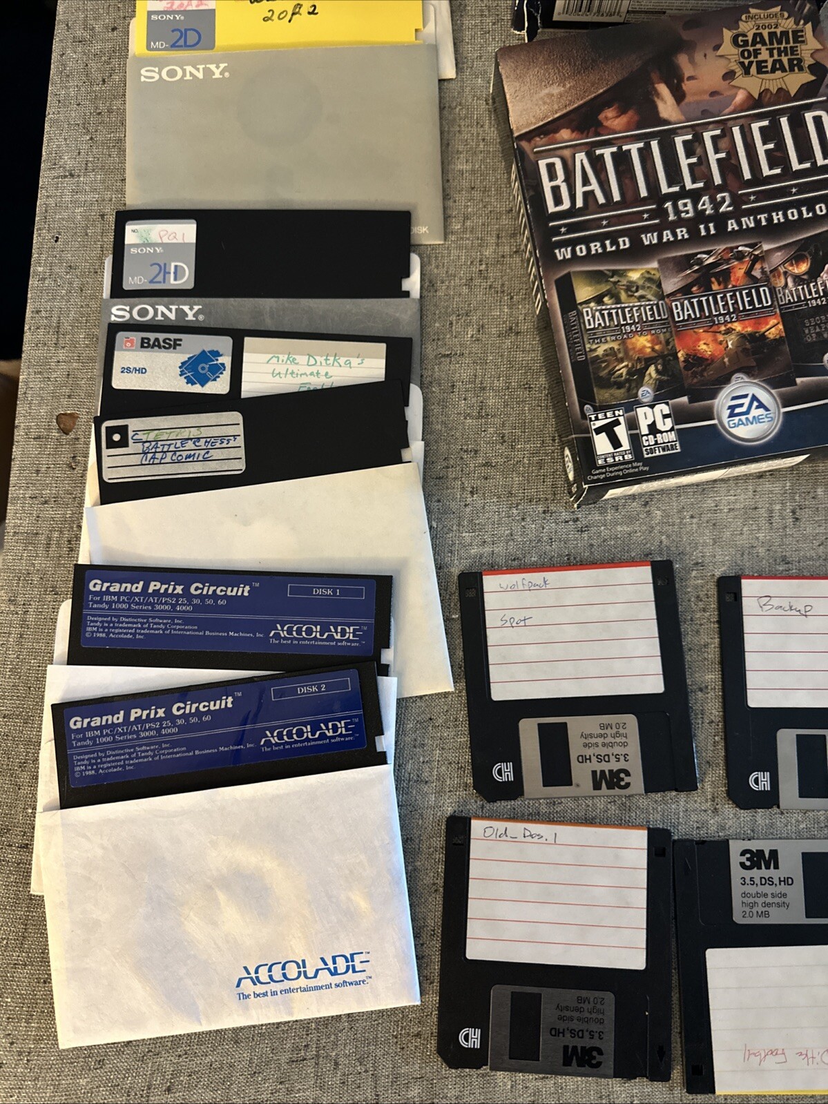 COMPUTER GAME & FLOPPY DISK LOT 5.25 3.5 Random Untested BATTLFIELD WORKD TANKS