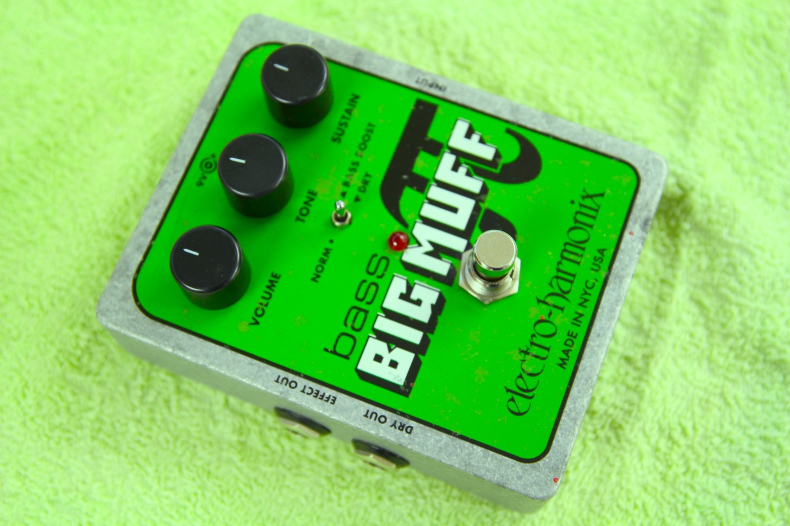 Electro-Harmonix Big Muff Bass Pi guitar effect pedal