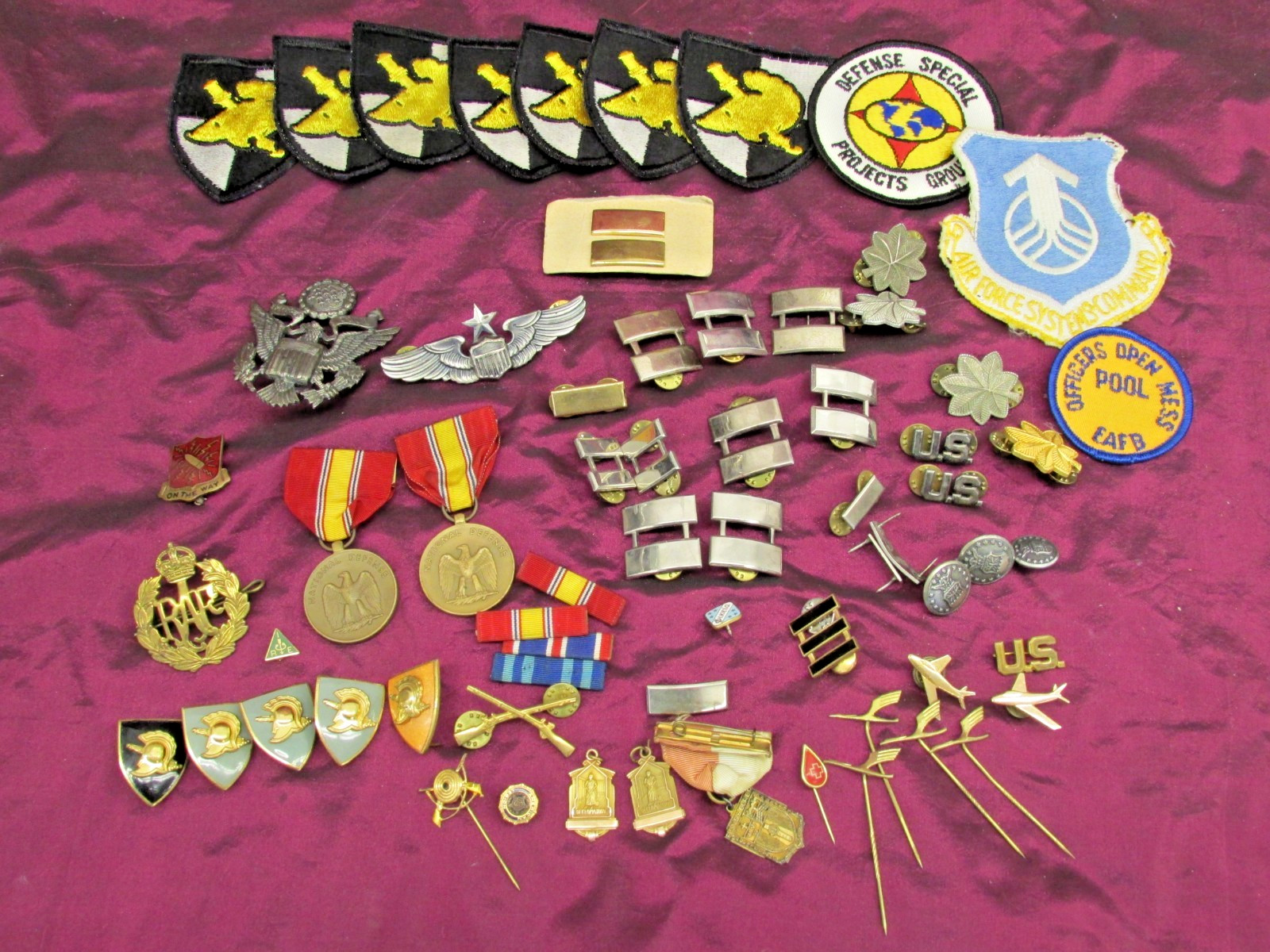 Lot vintage WWII Era + post Military buttons, medals, patches etc USA West Point