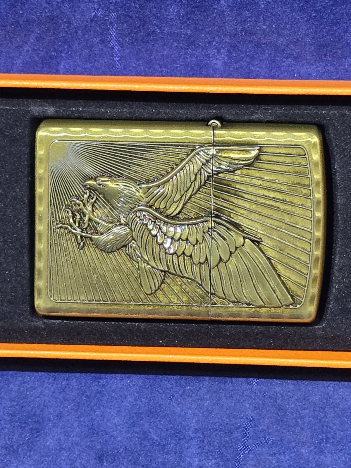 New Ngling Brass Eagle Flip Top Fluid Lighter Deep Relief Embossed Classic Boxed