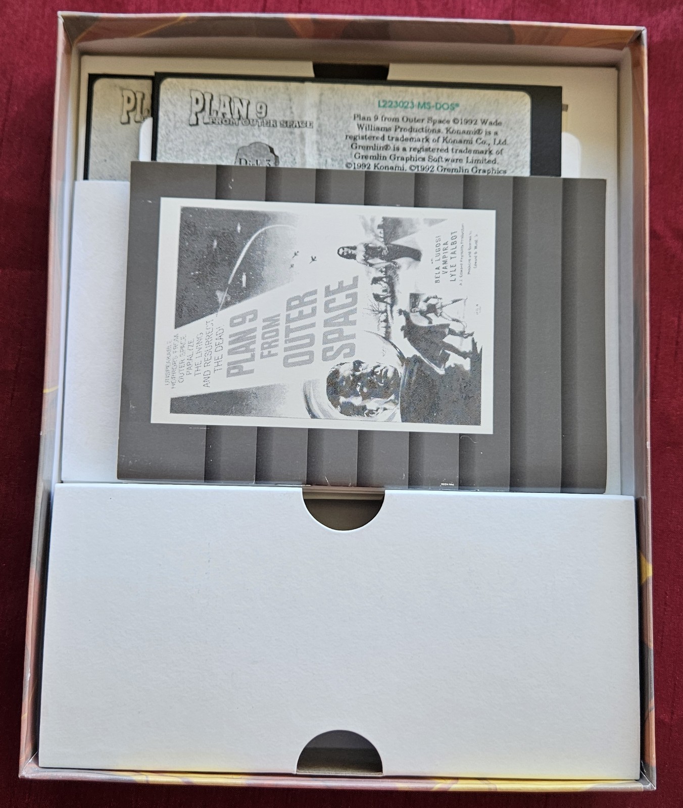 Plan 9 From Outer Space Floppy Discs PC Video Game Konami 1992 Vintage RARE!💻💿