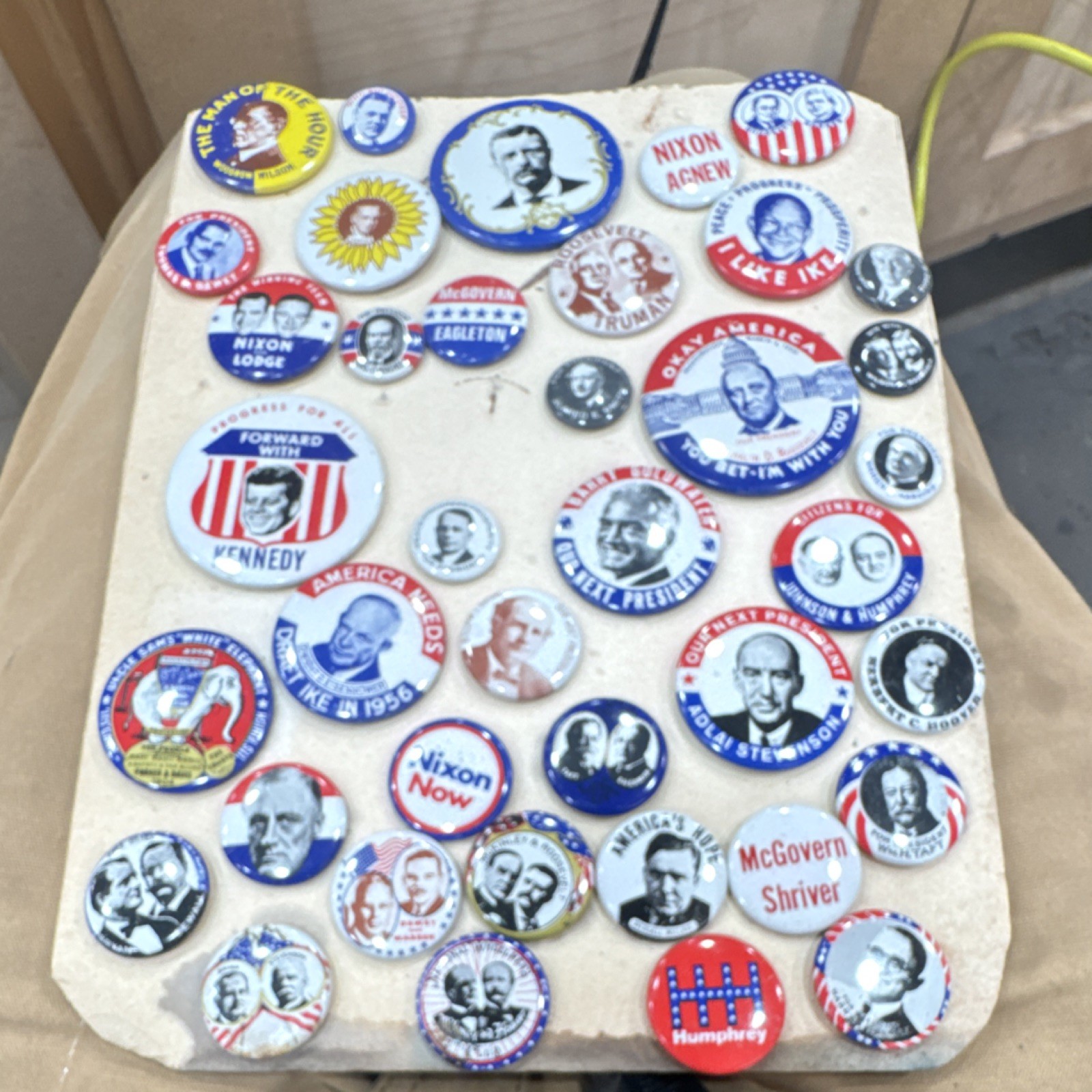 Vintage Collectible, Political Campaign Pins. Very Good Shape For The Age