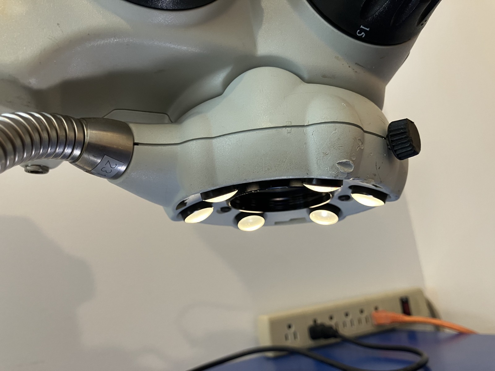 15494 Vision Lynx dynascope .7x-40x microscope