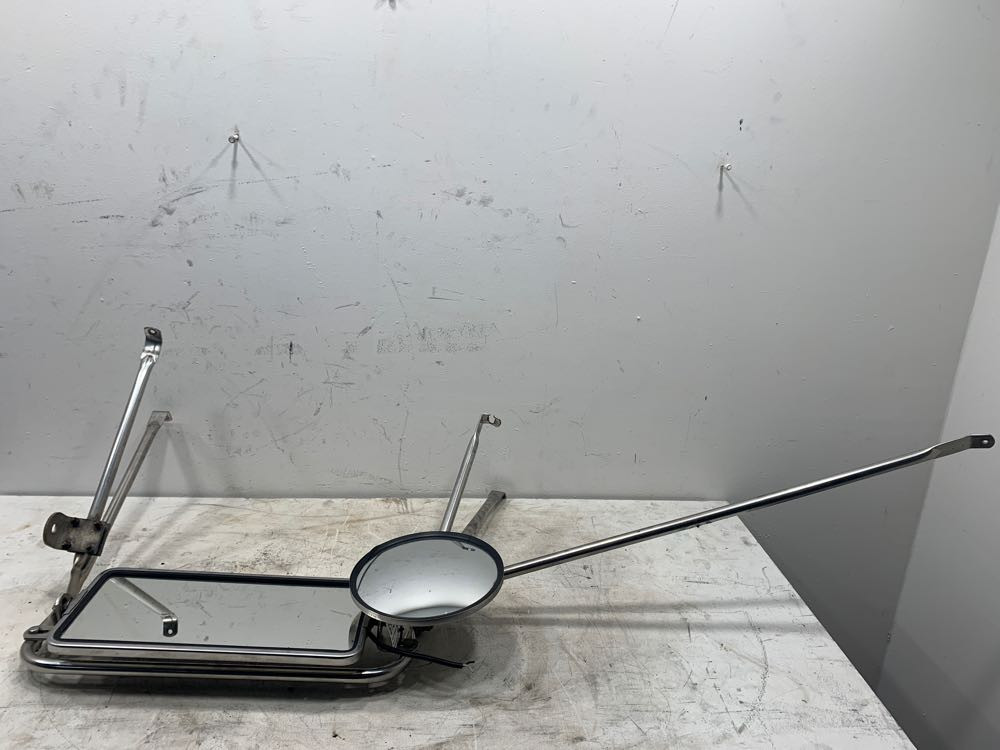 1997 Freightliner Classic Mirror A2232944000 (613-13552)