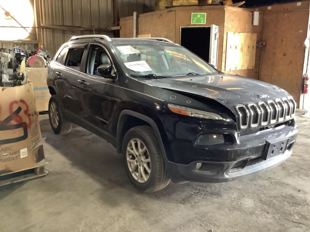 CHEROKEE 2018 Glove Box 4715365