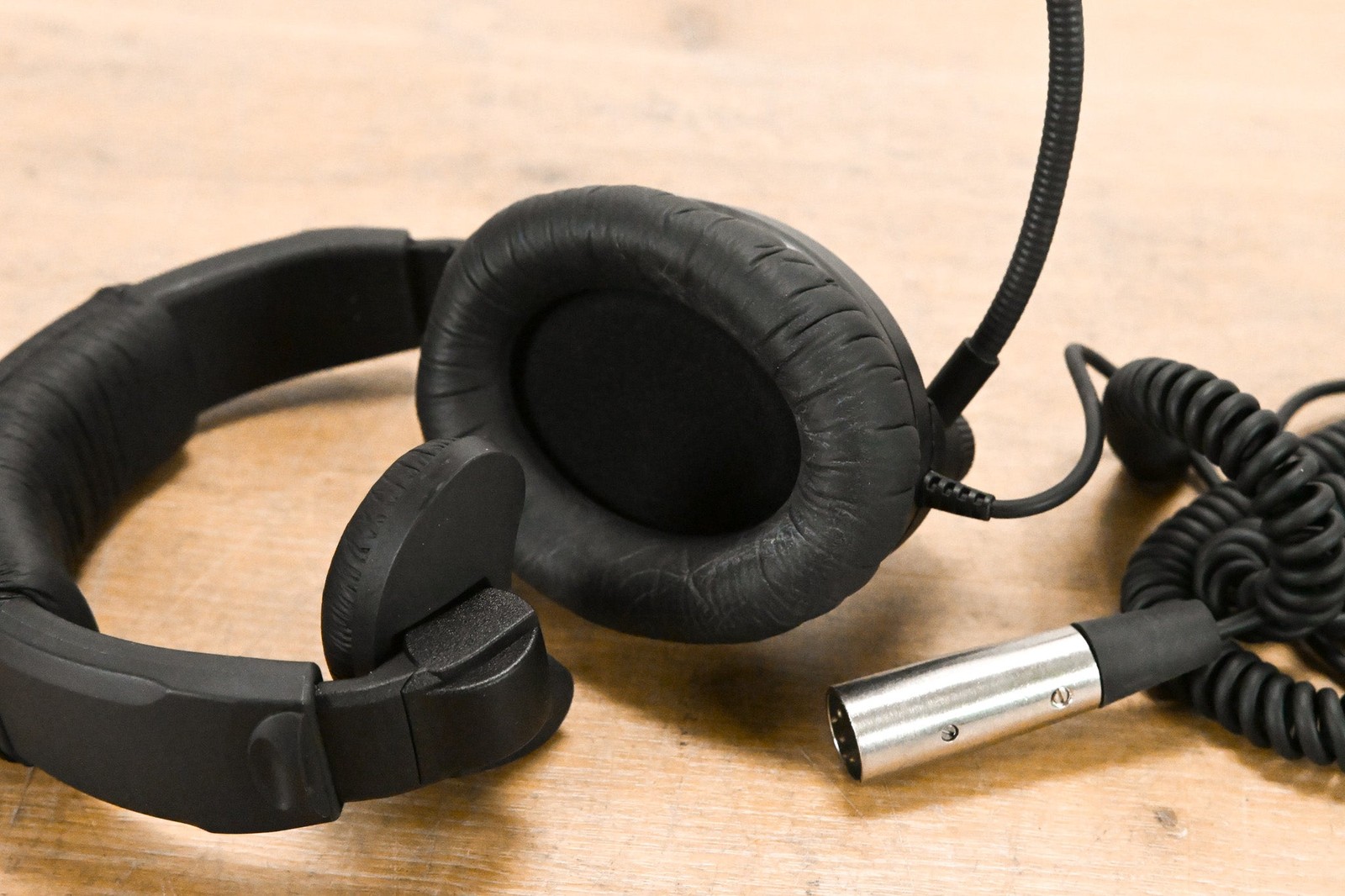Sennheiser HMD 281 PRO Single-Sided Headset CG012CH