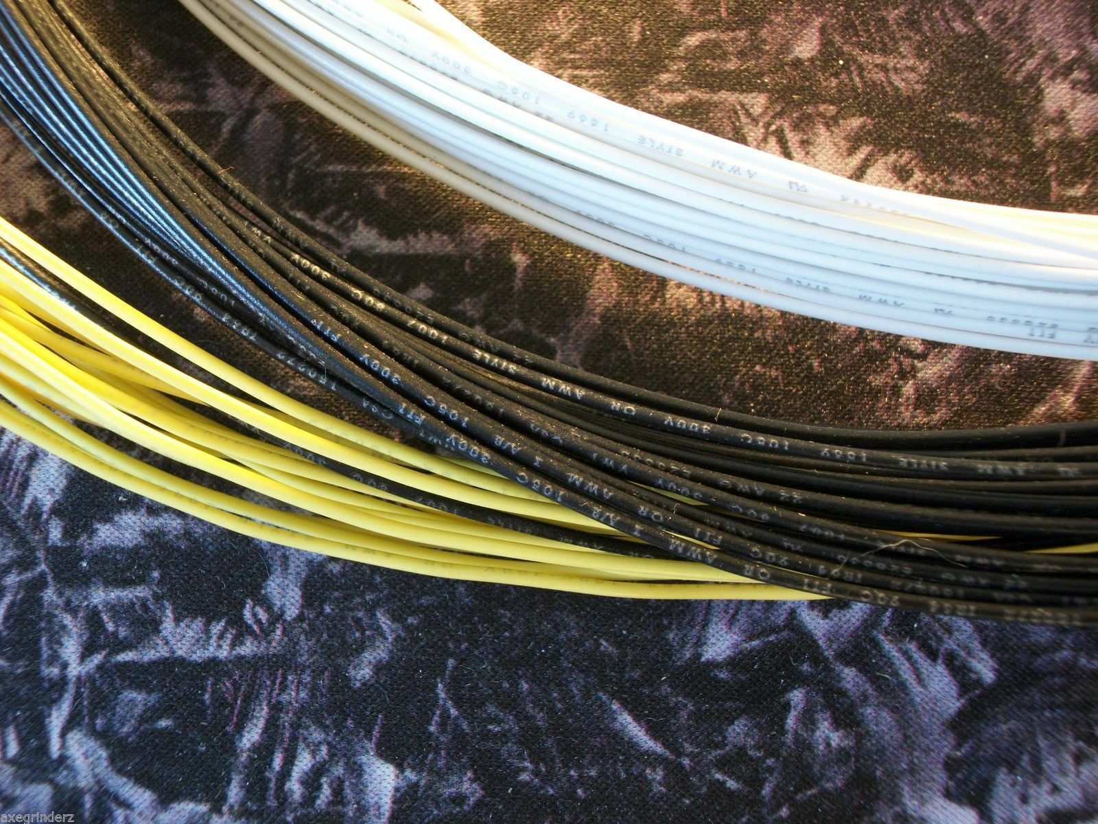 12 Feet ( 4 Black / 4 Yellow / 4 White) 22 awg PVC Coated Guitar Wire 22 gauge