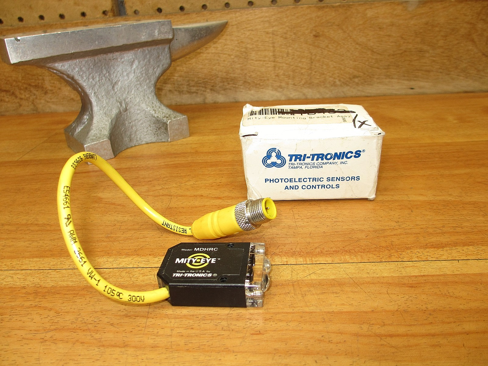 Tri-Tronics MDHRC *NEW* Photoelectric Proximity Sensor