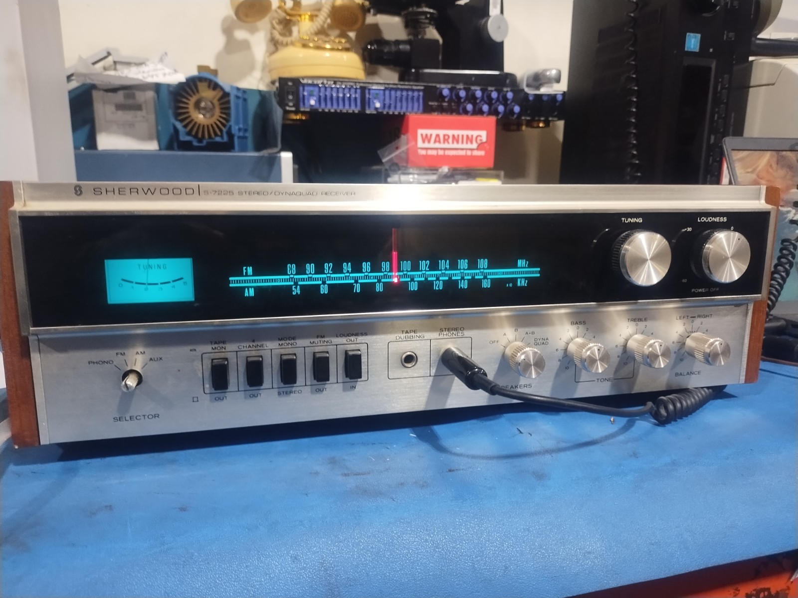 Sherwood S-7225A Stereo  Receiver Tested Works. Nice!!!!!!