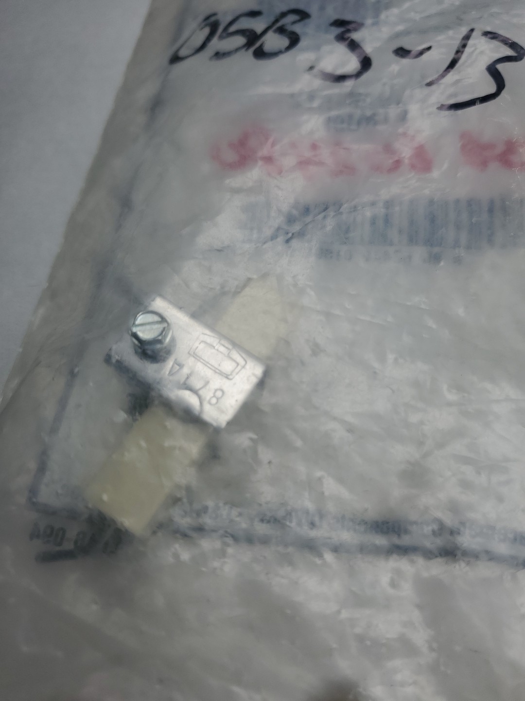 Carrier Electrode 3 Wire Pilot P/N: LH 680 512