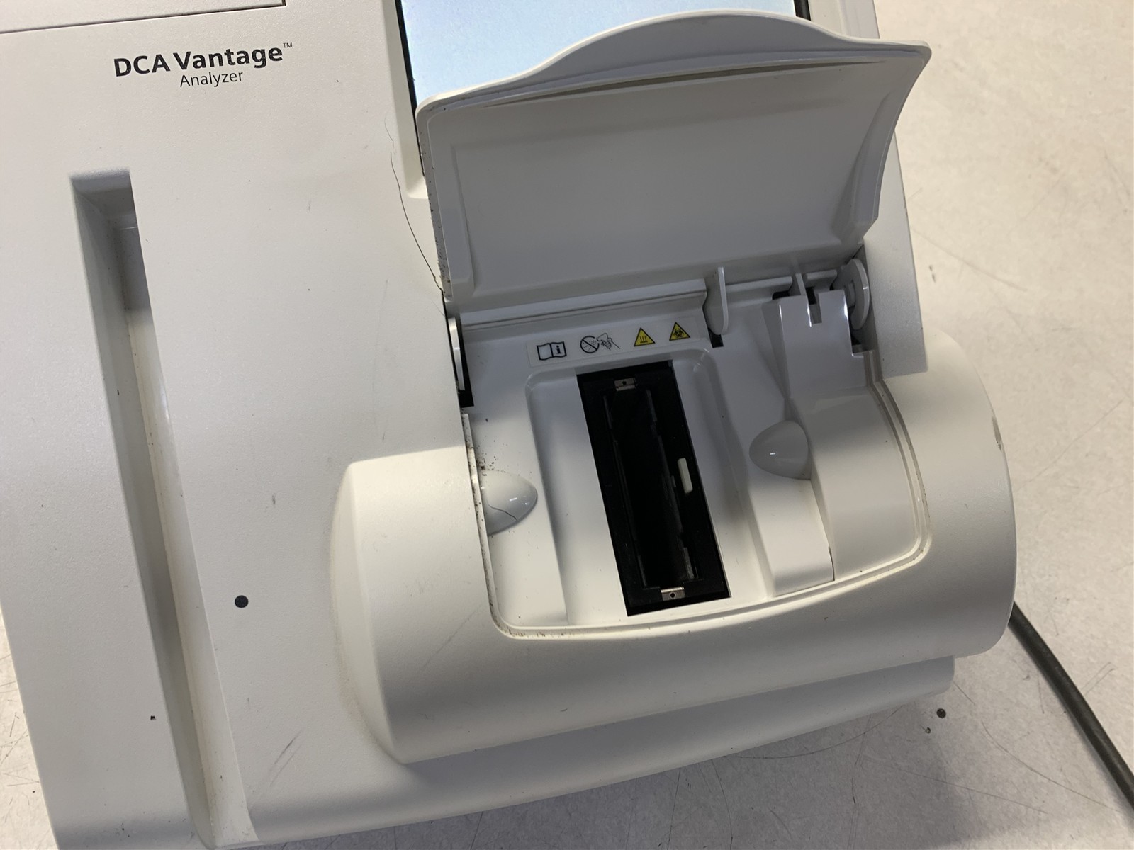 SIEMENS DCA VANTAGE ANALYZER