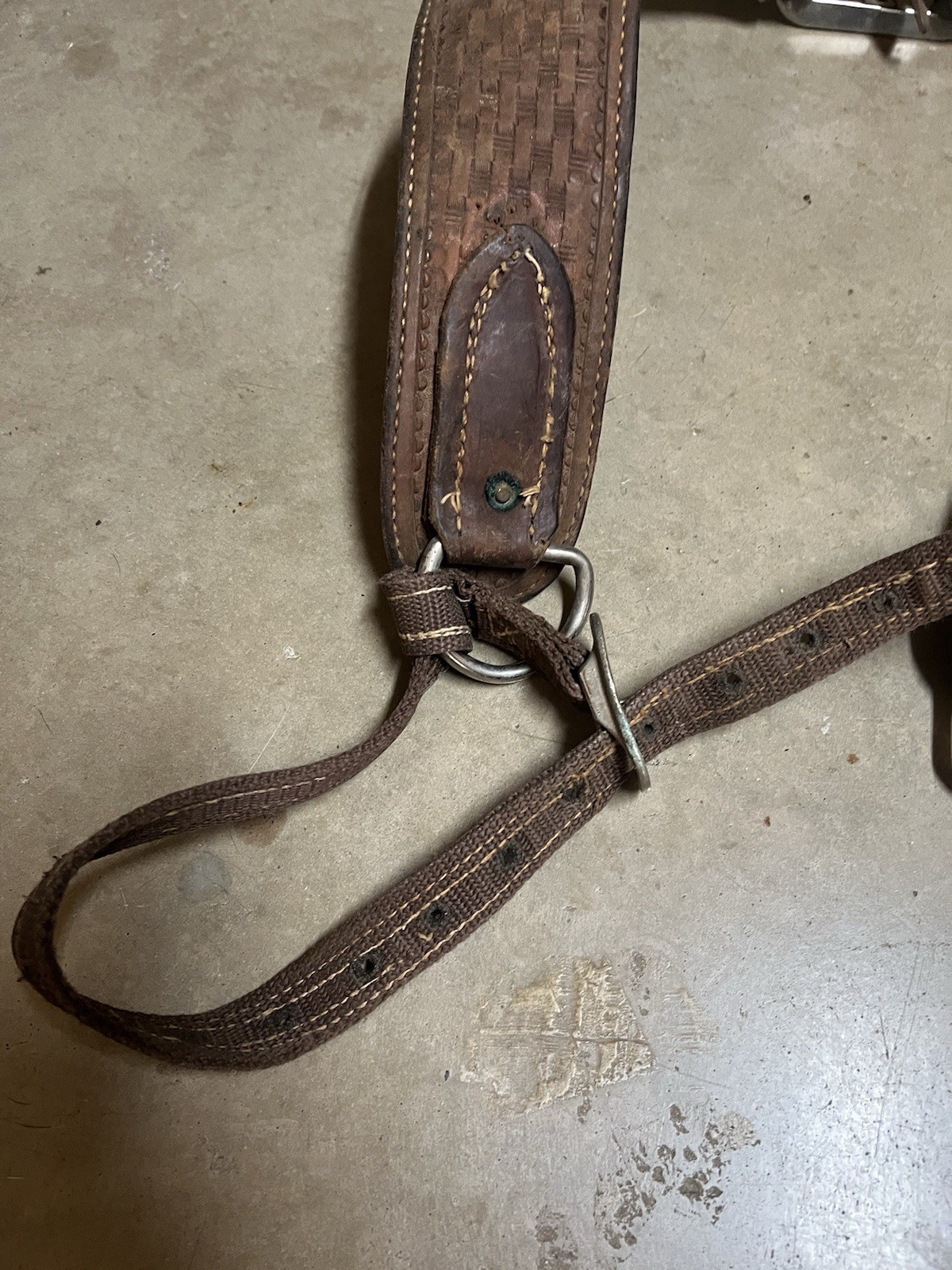 Western Horse Breast Collar Tooled Leather Basketweave Pattern Tack