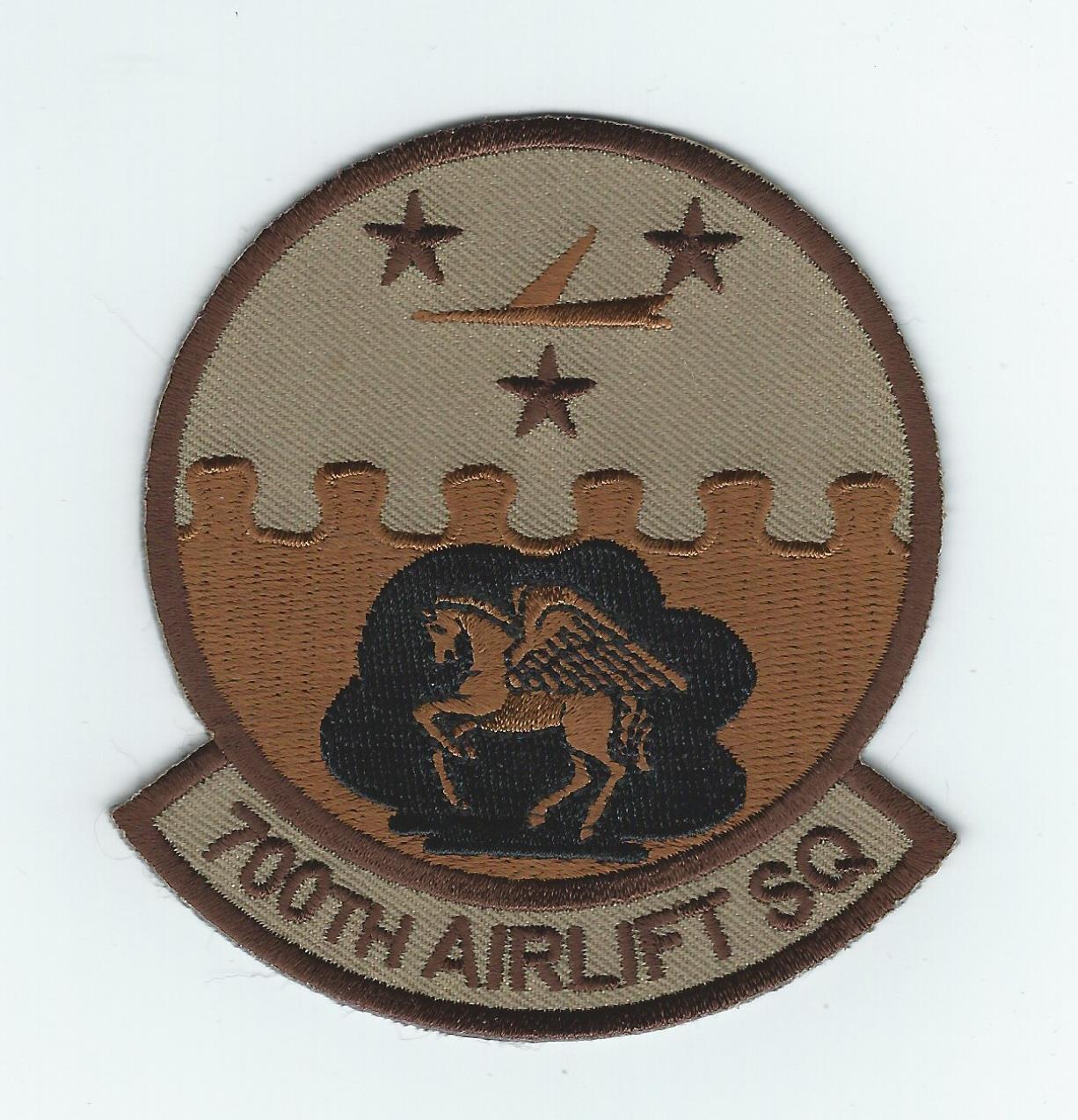 700th AIRLIFT SQUADRON DESERT patch
