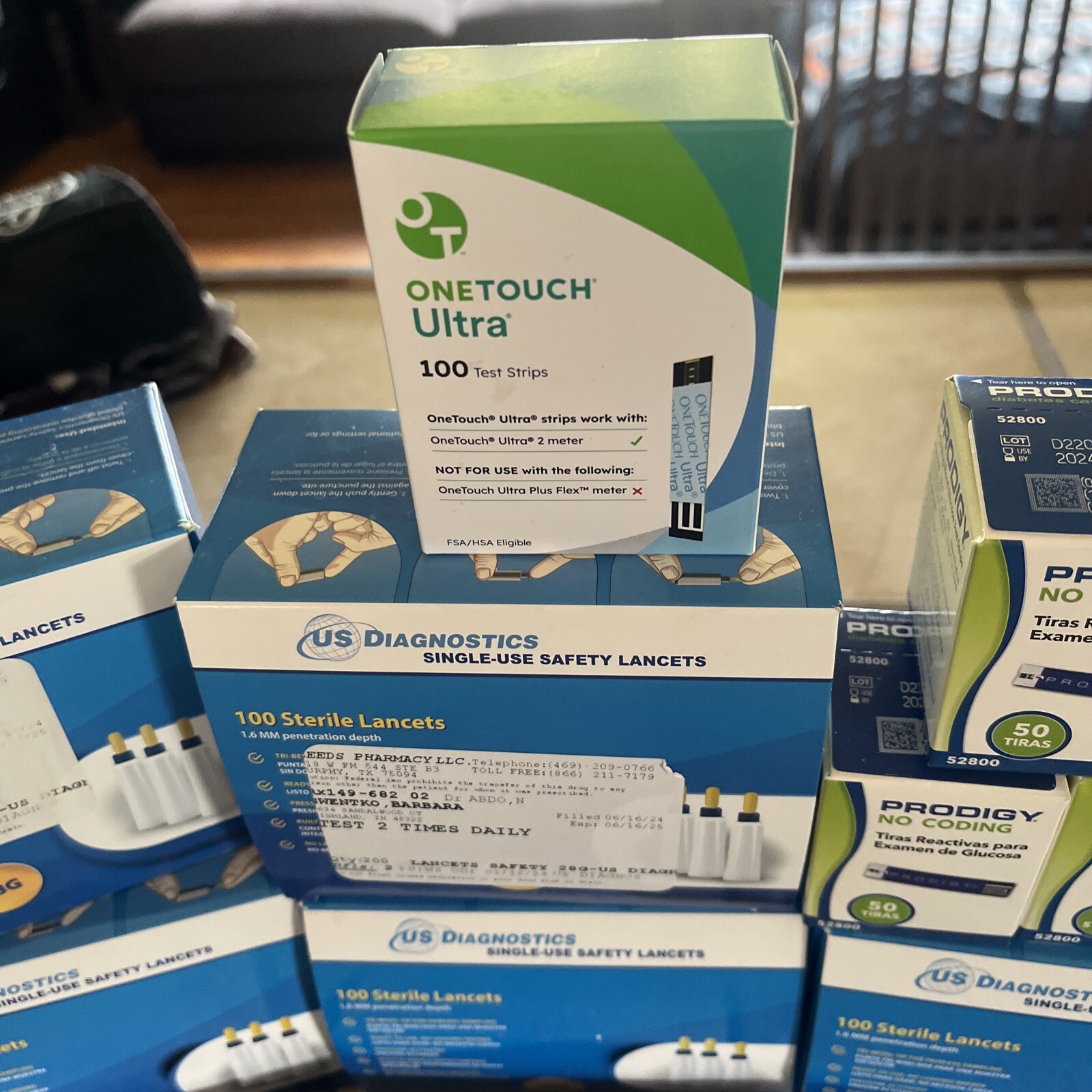 5 boxes of 100lancets 9 boxes 30g one touch and 3 boxes prodigylook description