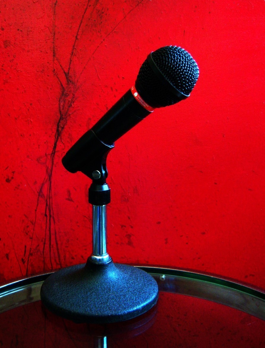 1990's Audio Technica Pro 4L dynamic cardioid microphone Lo Z w mic clip AKG # 1