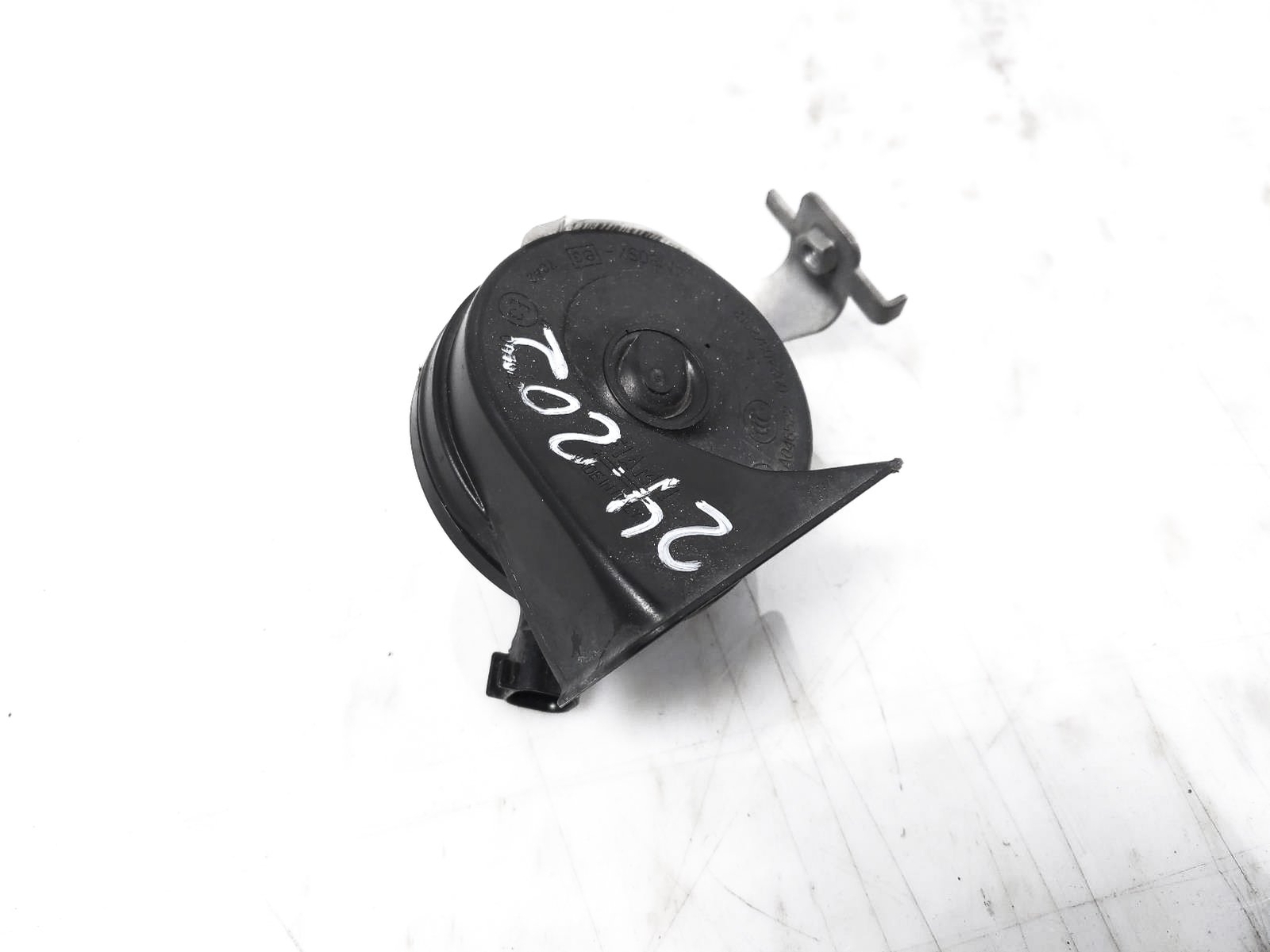 2015-2019 Ram Promaster City High Note Pitch Honking Sound Horn 68404306Aa