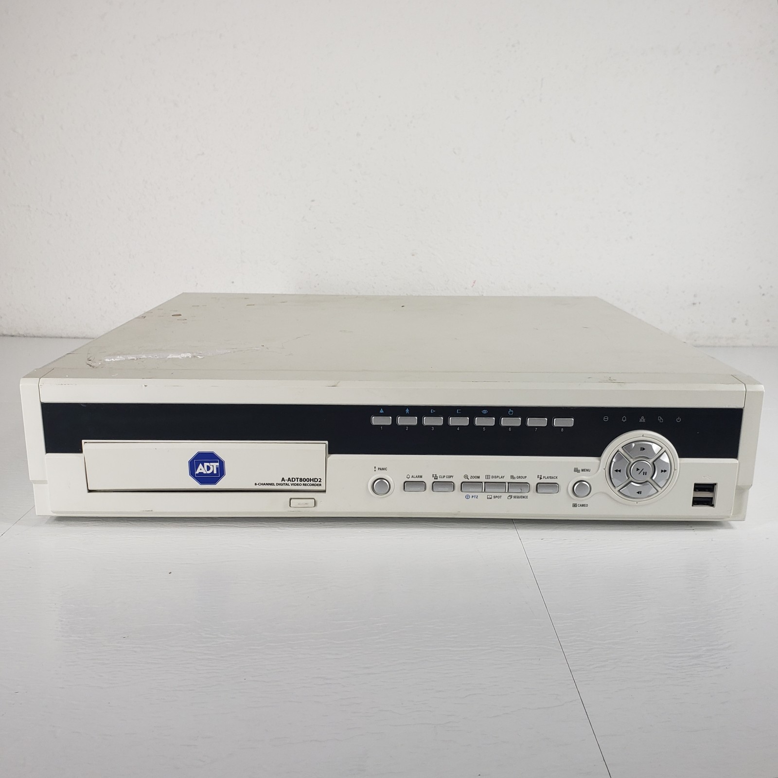 FOR PARTS ONLY/NOT WORKING ADT A-ADT800HD2 8-Channel Video Recorder