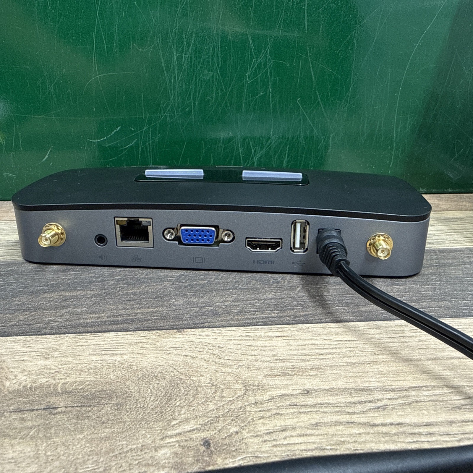 Barco Wireless Presentation System CSM-1 R9861008 ClickShare Used *Read*