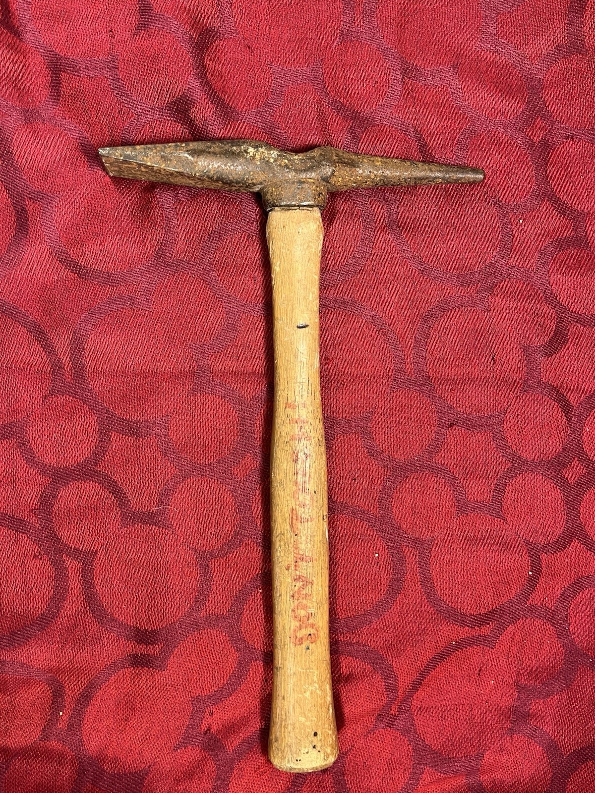 Vintage Atlas Mohawk 7.5” Rock Pick Axe Original Handle Solid -- 9486