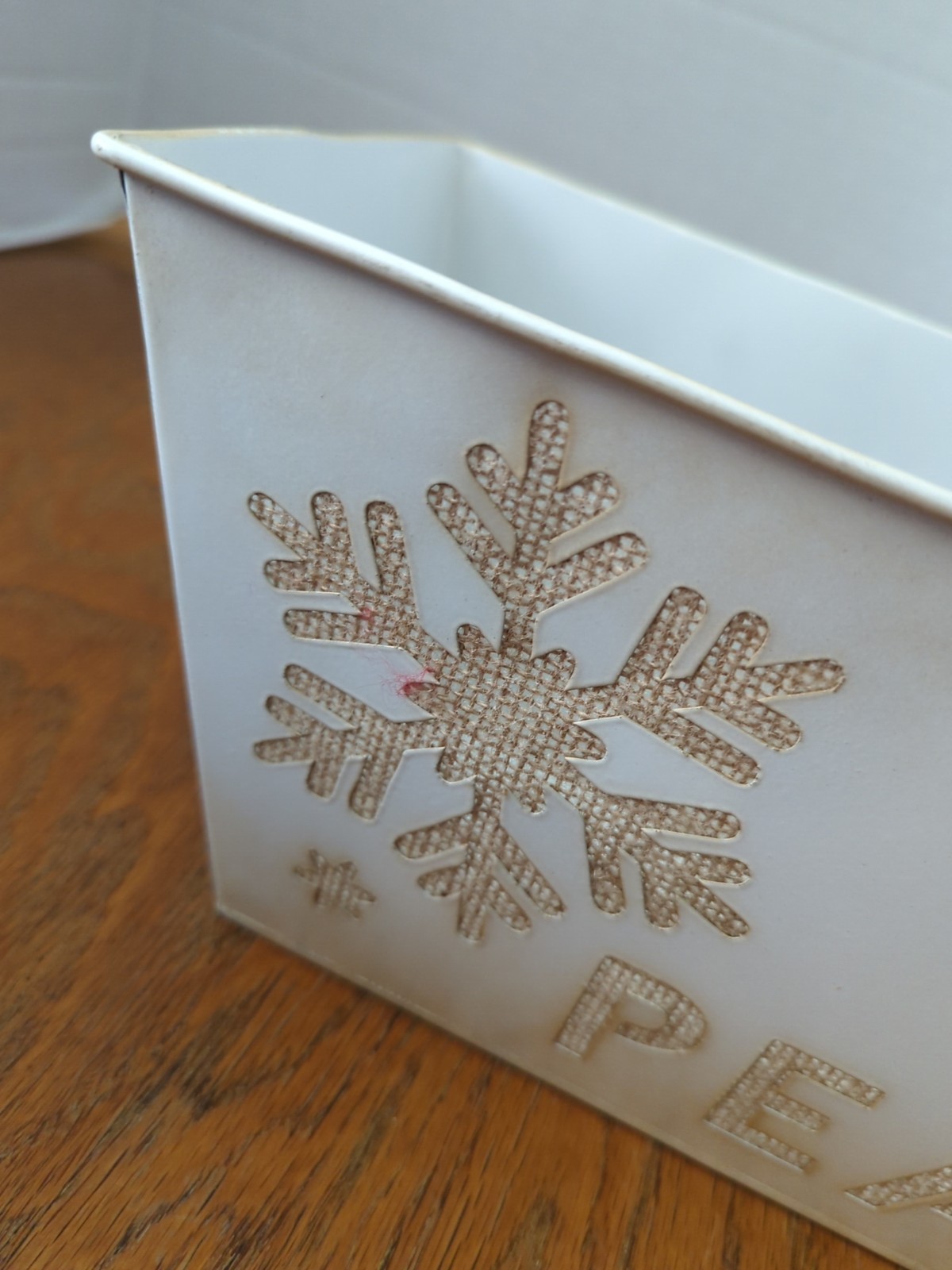 Tin Snowflake Peace White Planter/Gift Basket/ Home Decor